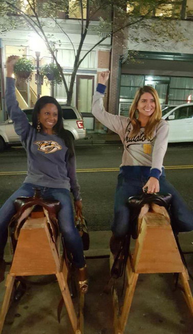Cowgirls at Lonnie's Western Room