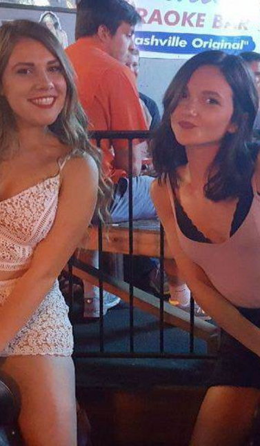 Cowgirls at Lonnie's Western Room