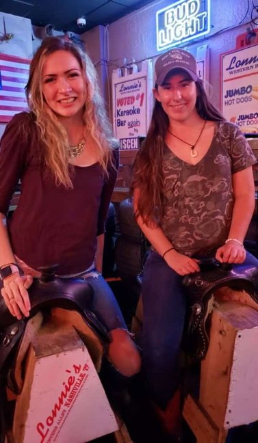 Cowgirls at Lonnie's Western Room